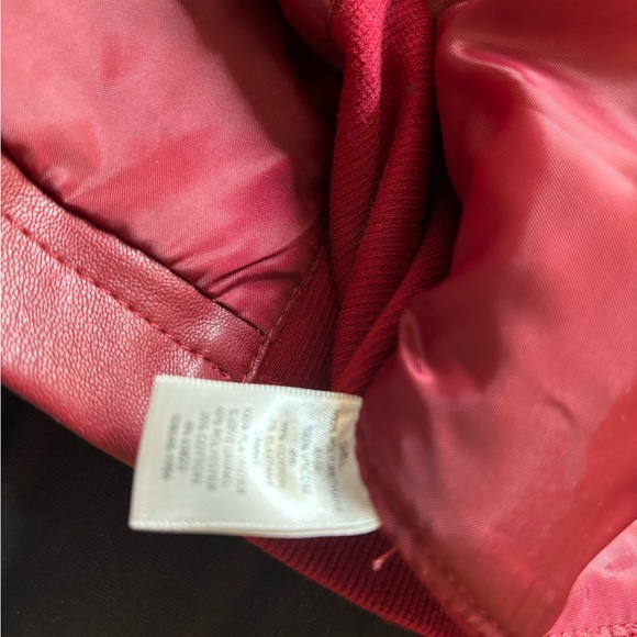 Womens red jacket - Picture 8 of 8